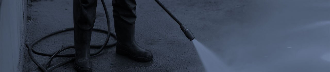 Ultra-high pressure waterblasting